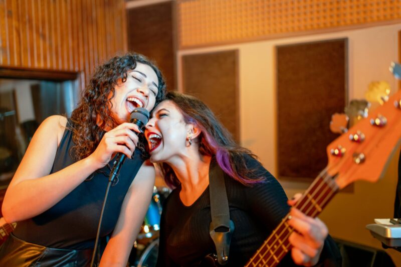 Samen zingen-zangworkshop-teambuilding